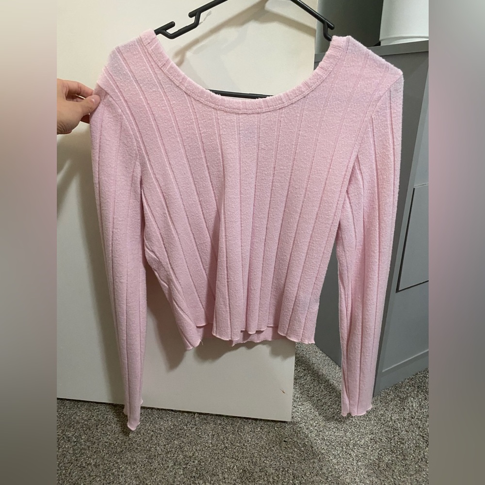 Women’s Fashion Nova Cropped Pink Sweater